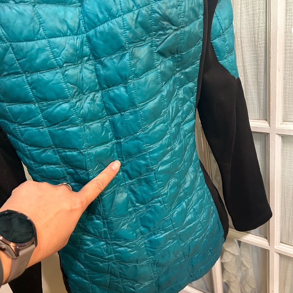 💥SOLD💥 The North Face TNF Thermoball Hybrid Women’s Coat Jacket Medium flaws - Picture 6 of 14